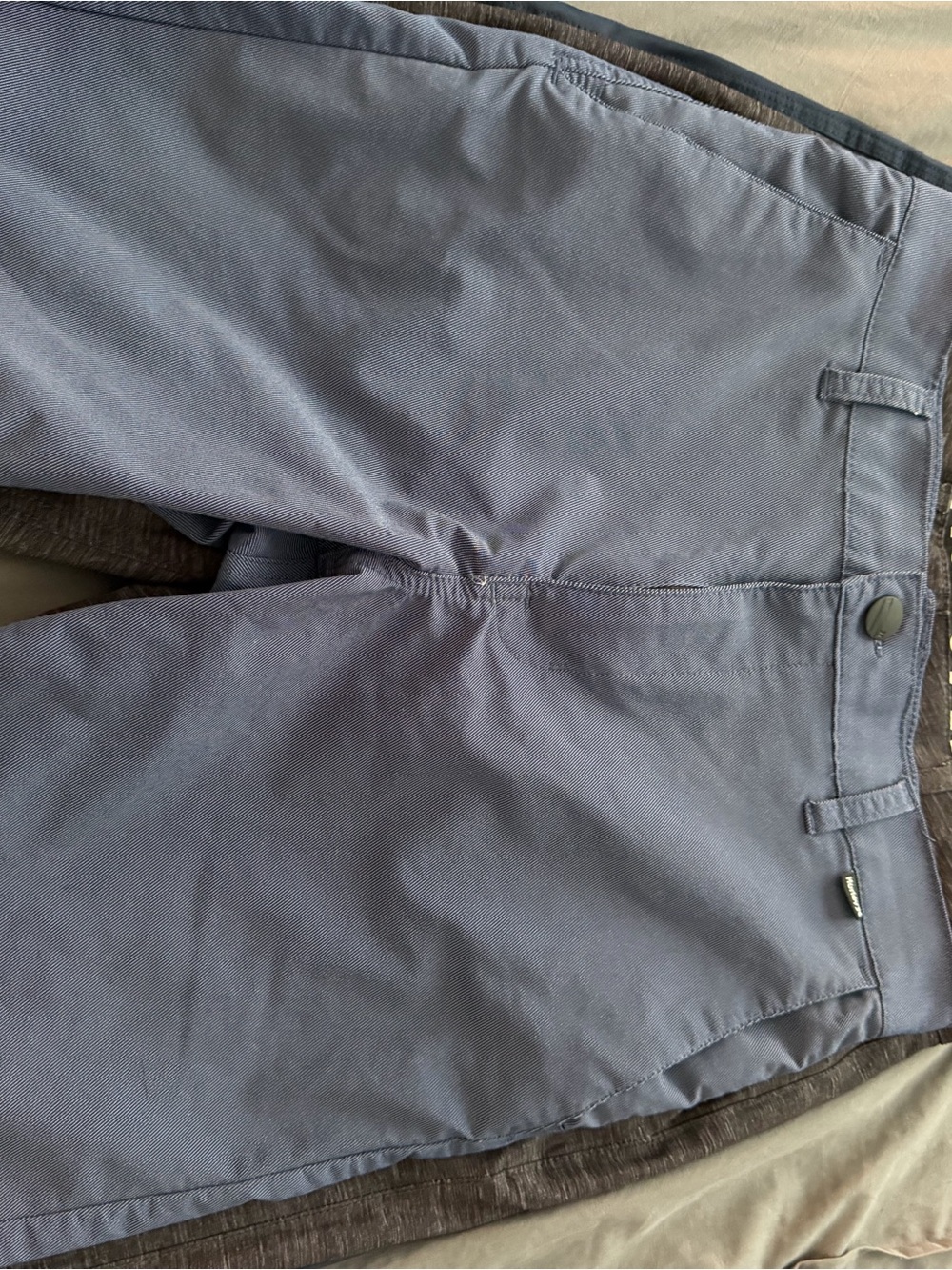 Hurley and O’Neill Boys shorts - Picture 4 of 13